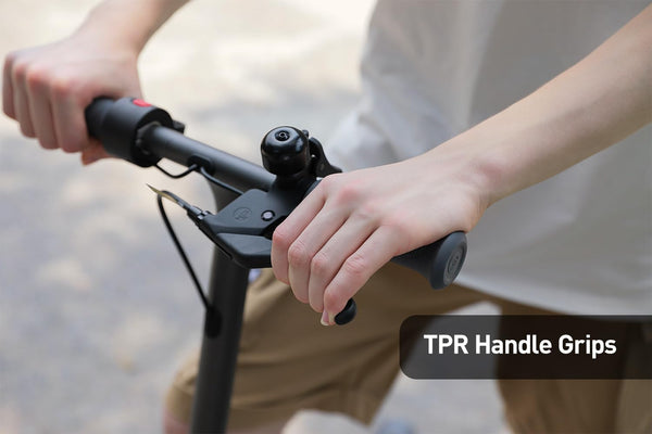 自転車本体 Ninebot eKickscooter C20 Segway Ninebot Zing C20 eKickscooter for Tweens and Teens - Ages